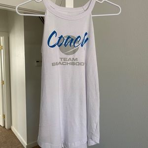 A cute white tank top!